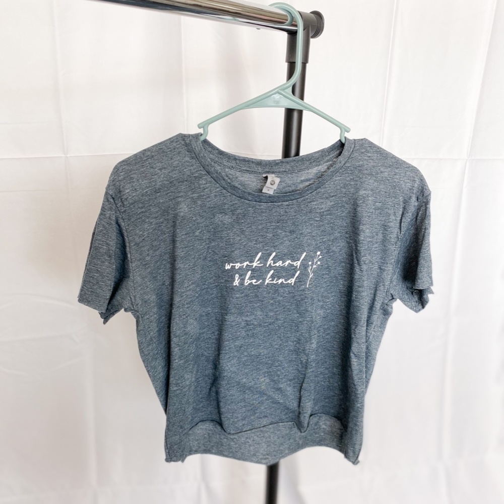work hard & be kind l raw hem tee